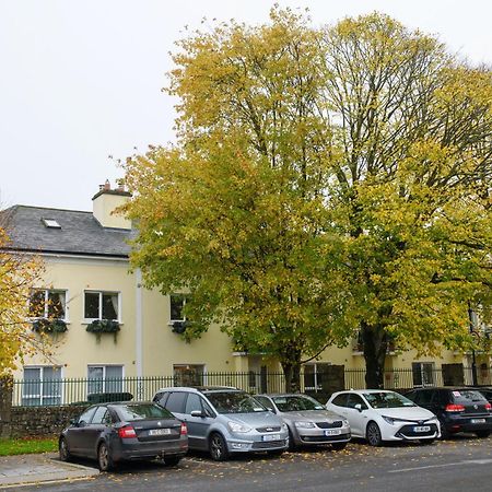 Waterfront Self Catering Houses Carrick on Shannon Exteriör bild