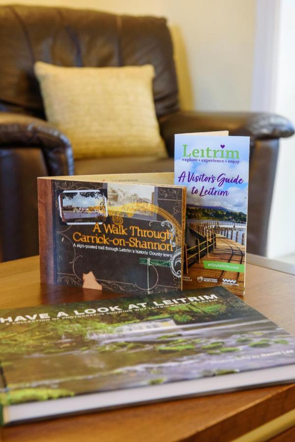 Waterfront Self Catering Houses Carrick on Shannon Exteriör bild