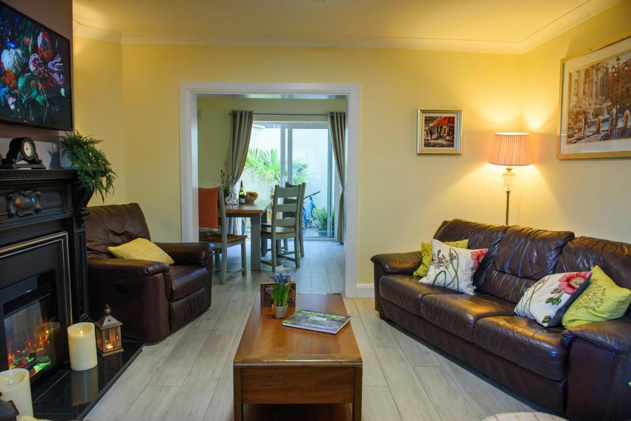 Waterfront Self Catering Houses Carrick on Shannon Exteriör bild