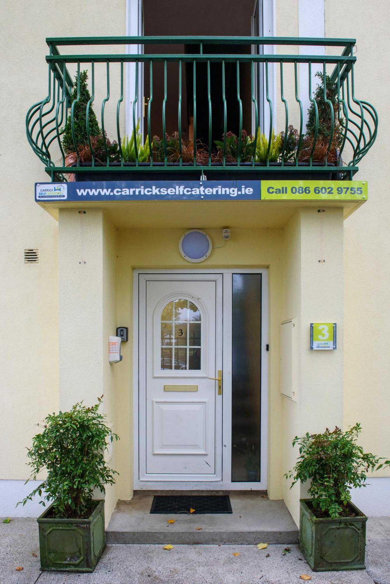 Waterfront Self Catering Houses Carrick on Shannon Exteriör bild