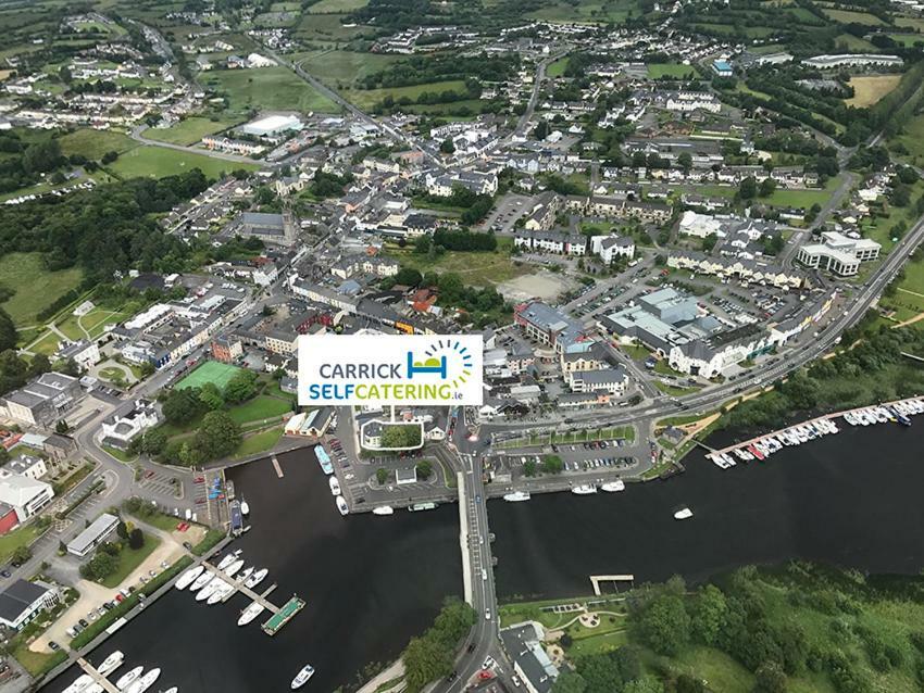 Waterfront Self Catering Houses Carrick on Shannon Exteriör bild